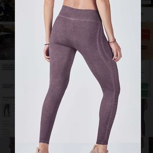 Seamless solid leggings